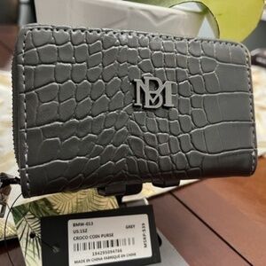 BADGLEY MISCHKA Croco Short Wallet Gray /Vegan Leather
